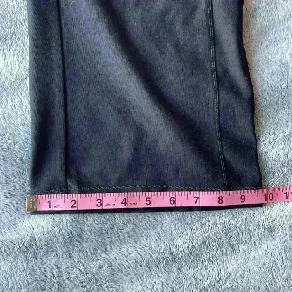 LL Bean Capri Leggings in Black Size Small EUC - Picture 8 of 8